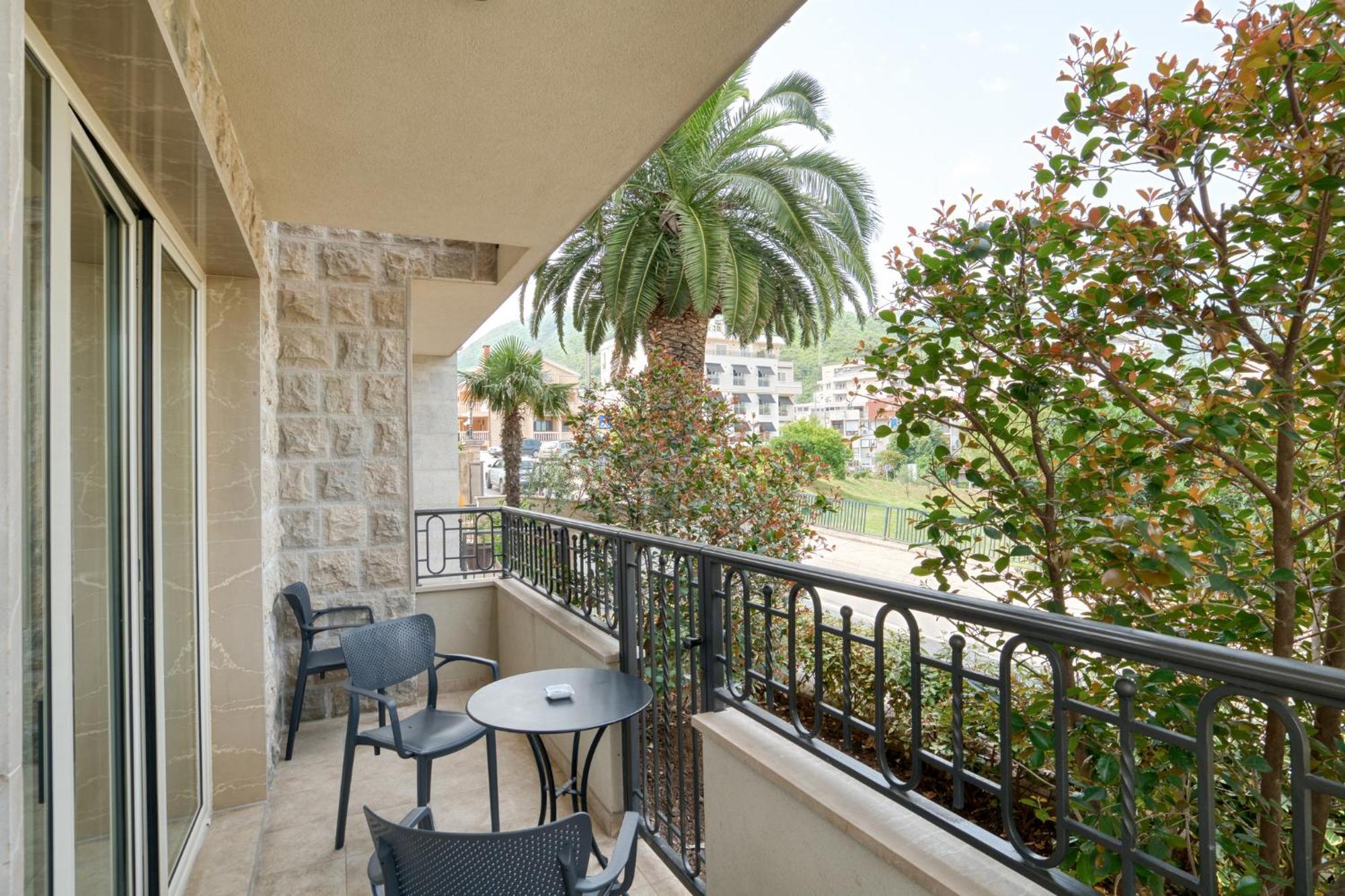 Ap Royal Oak - 2 Bedroom Apartment In Будва Экстерьер фото