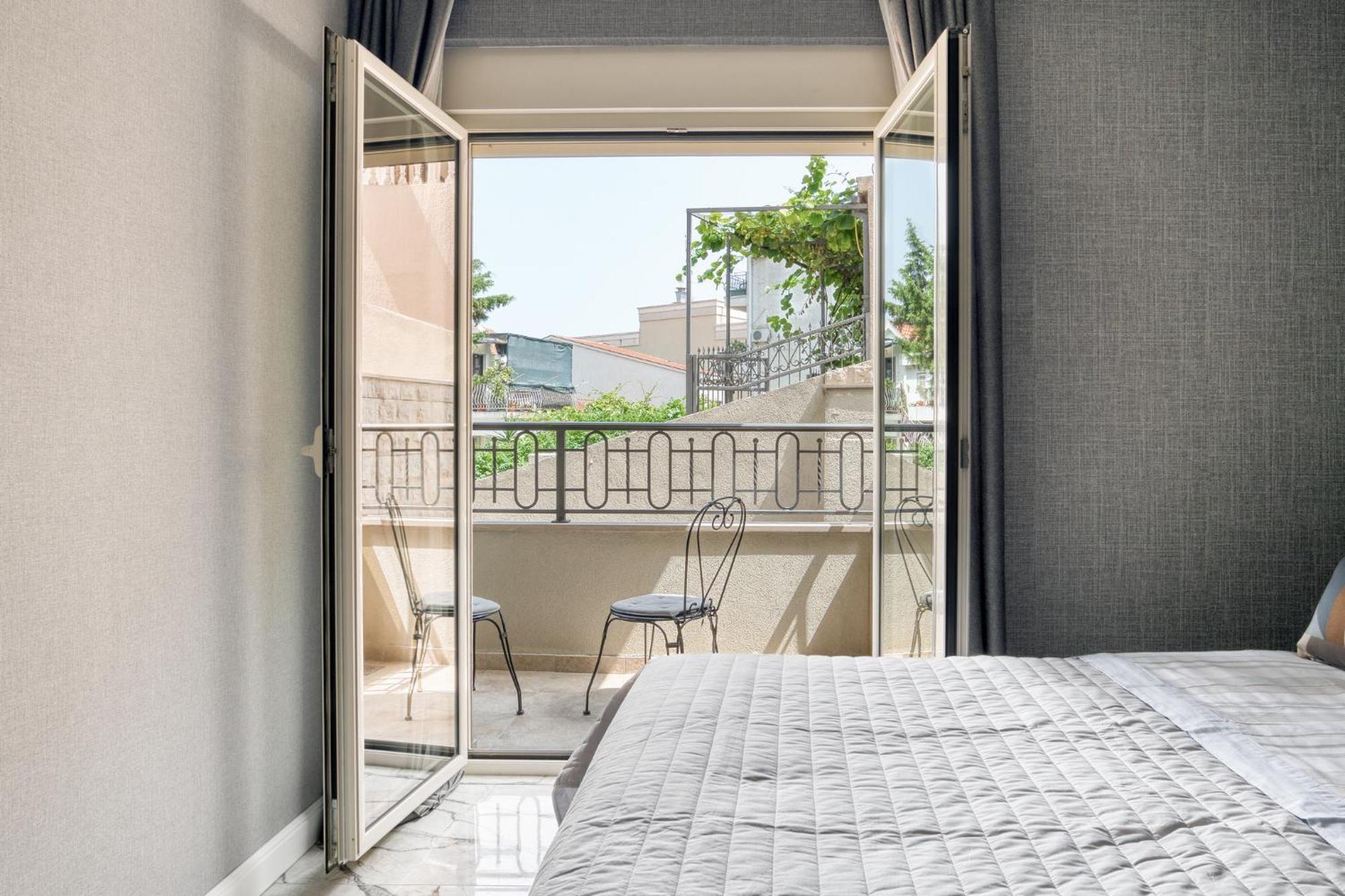 Ap Royal Oak - 2 Bedroom Apartment In Будва Экстерьер фото