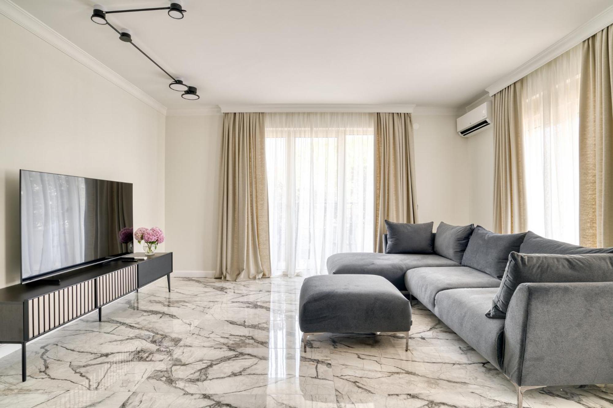 Ap Royal Oak - 2 Bedroom Apartment In Будва Экстерьер фото