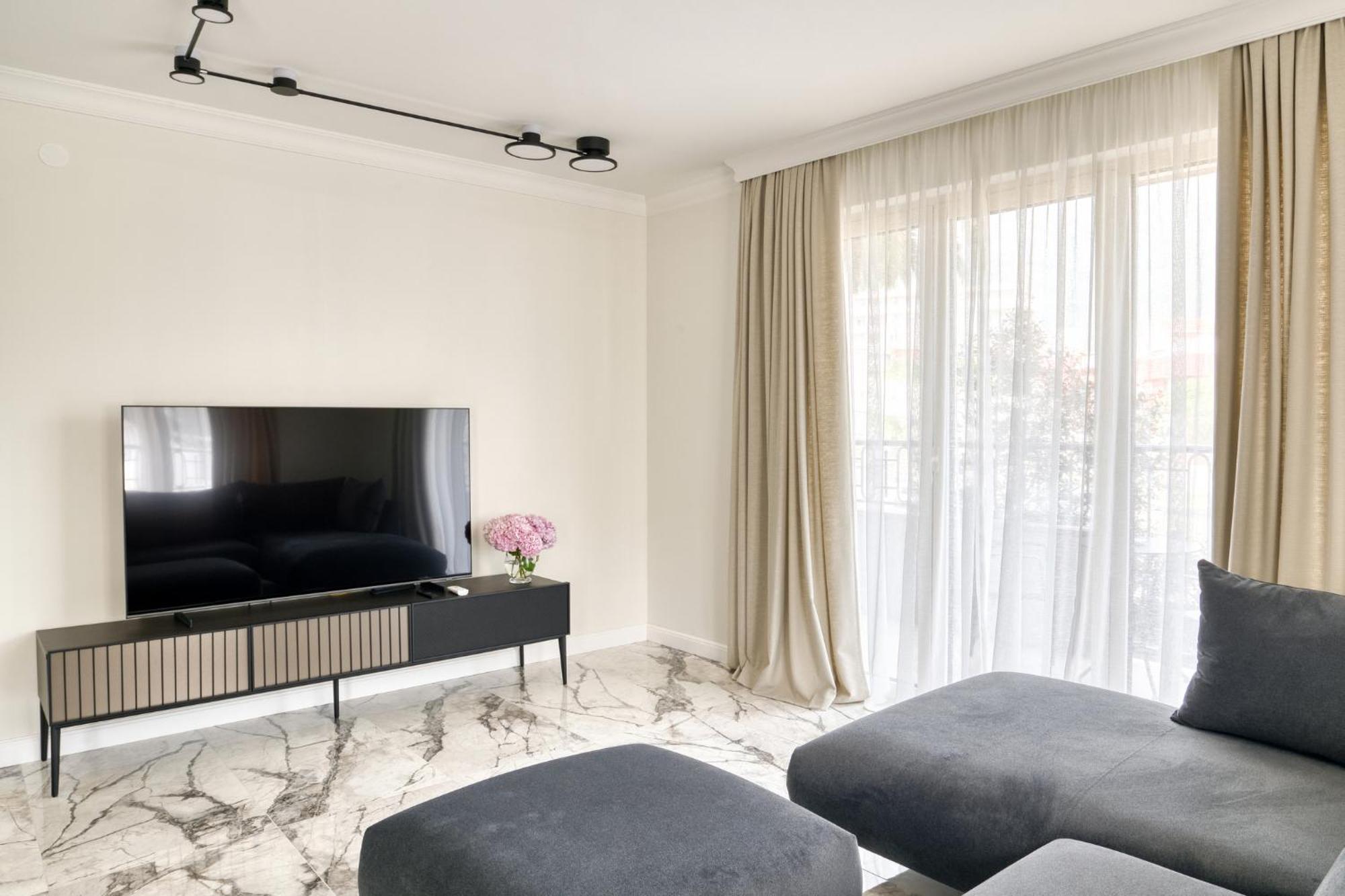 Ap Royal Oak - 2 Bedroom Apartment In Будва Экстерьер фото