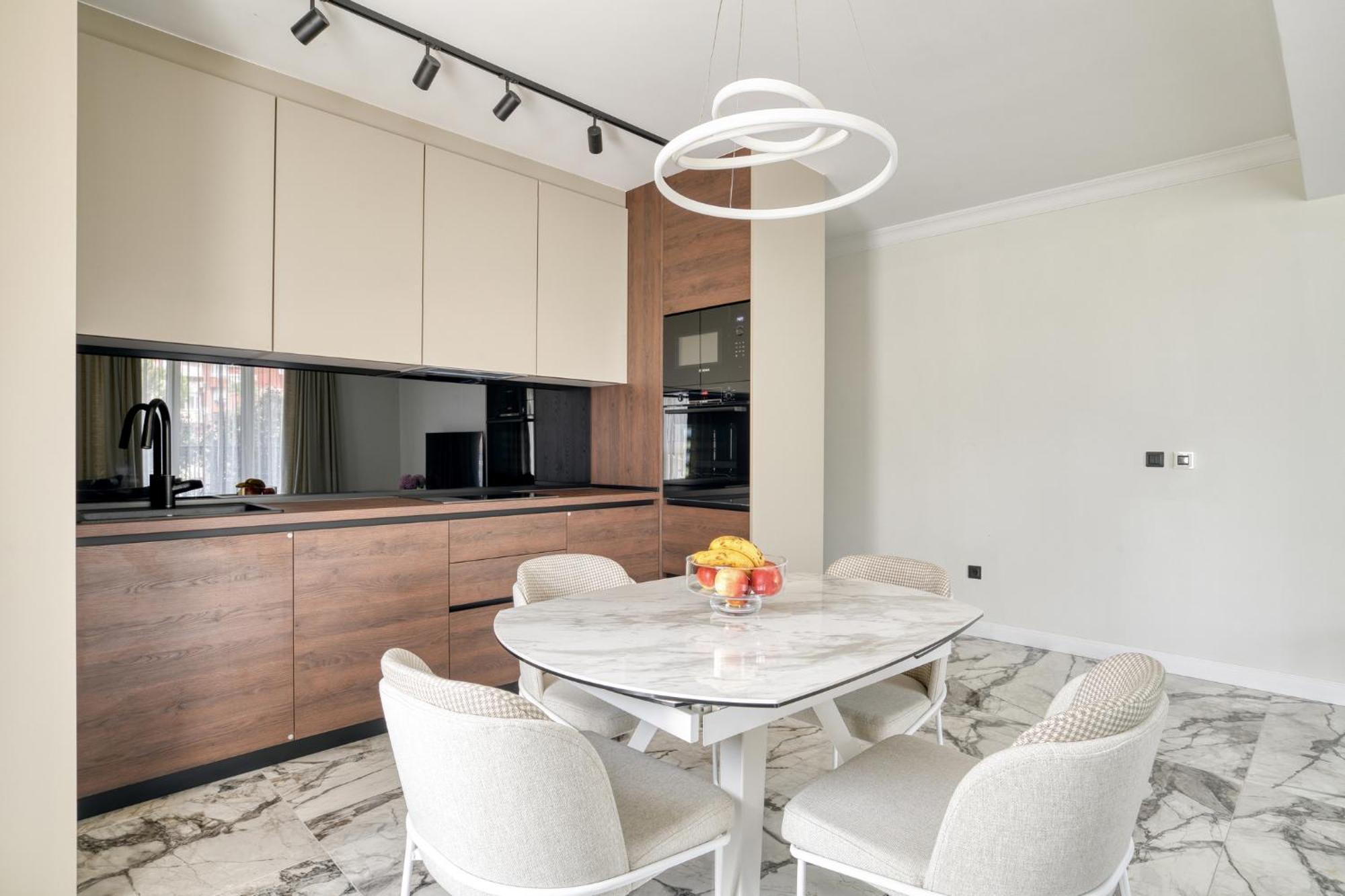 Ap Royal Oak - 2 Bedroom Apartment In Будва Экстерьер фото